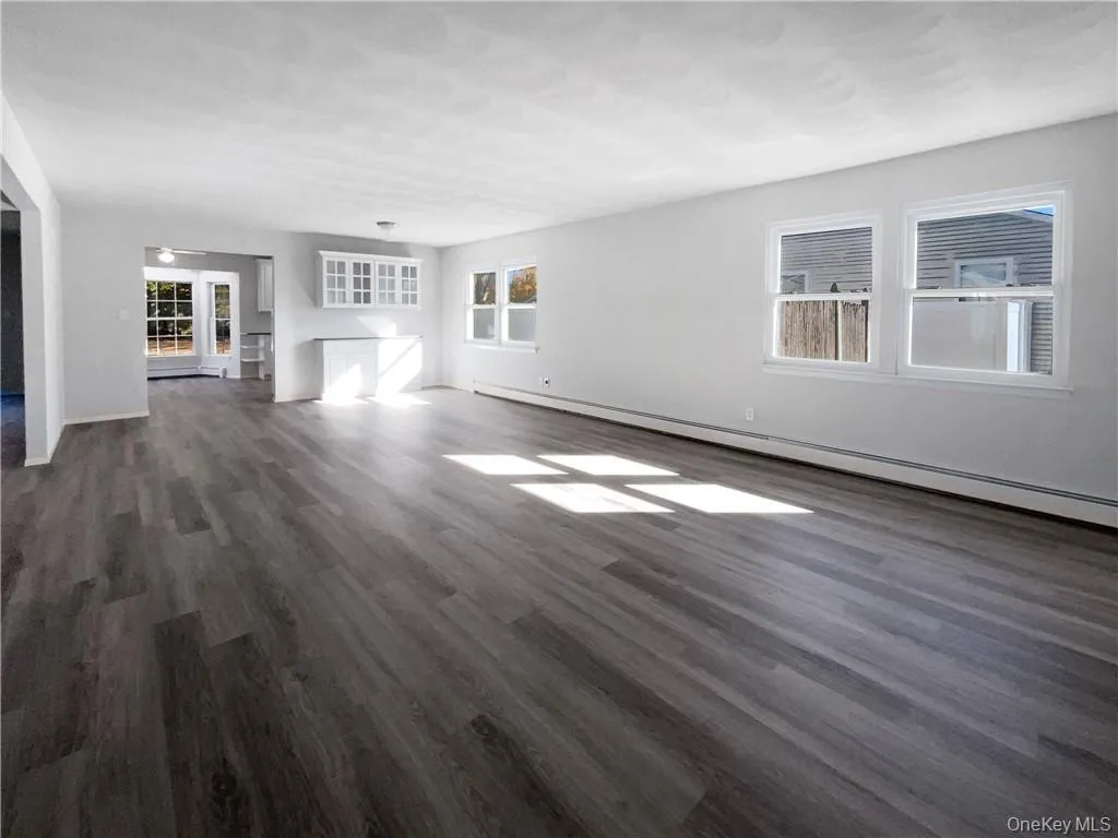 11 Frost Valley Drive East Patchogue NY 11772