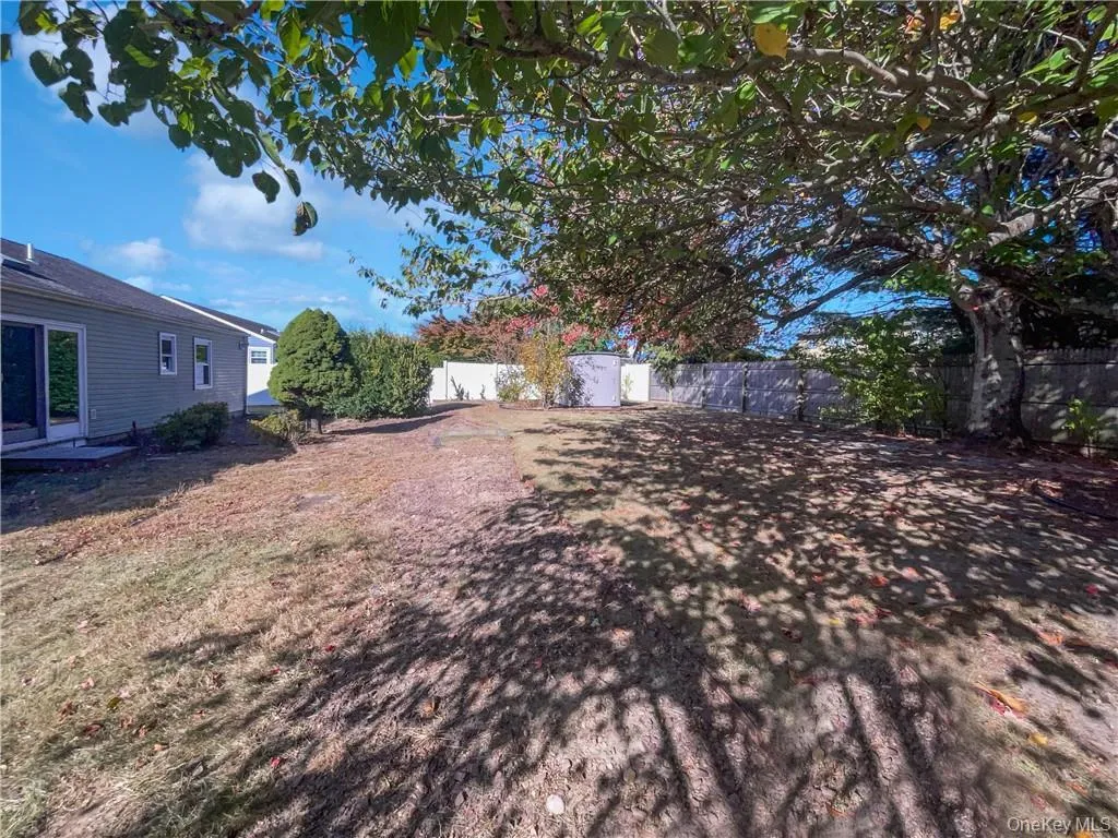 11 Frost Valley Drive East Patchogue NY 11772