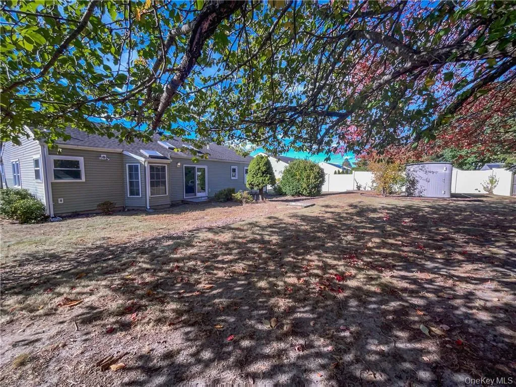 11 Frost Valley Drive East Patchogue NY 11772