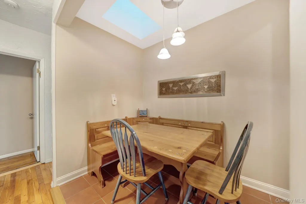327 Wynsum Avenue Merrick NY 11566