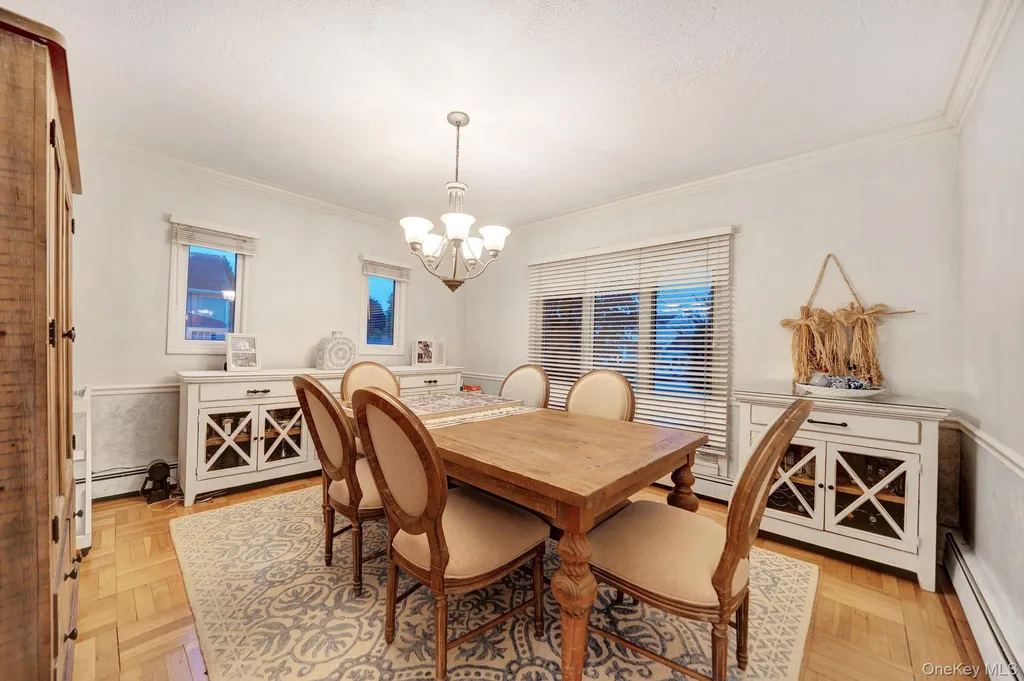 327 Wynsum Avenue Merrick NY 11566