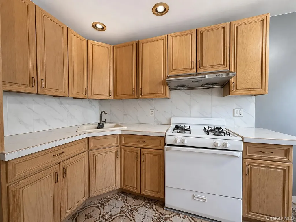 115-08 Poppenhusen Avenue College Point NY 11356