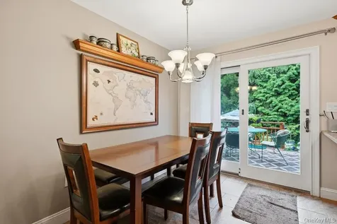 23 Maryetta Court Syosset NY 11791