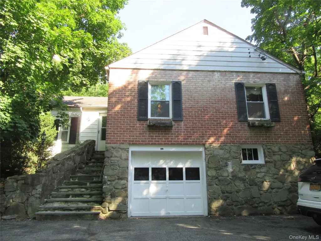 703 Little Britain Road New Windsor NY 12553