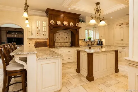 10 Sutherland Drive Highland Mills NY 10930