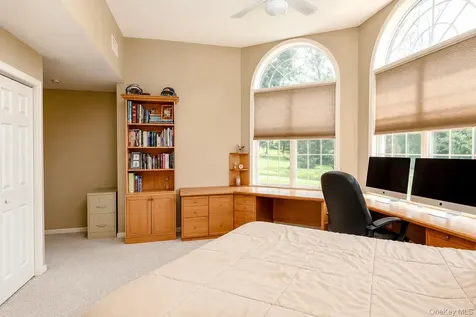 10 Sutherland Drive Highland Mills NY 10930
