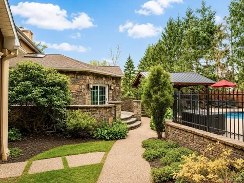 10 Sutherland Drive Highland Mills NY 10930