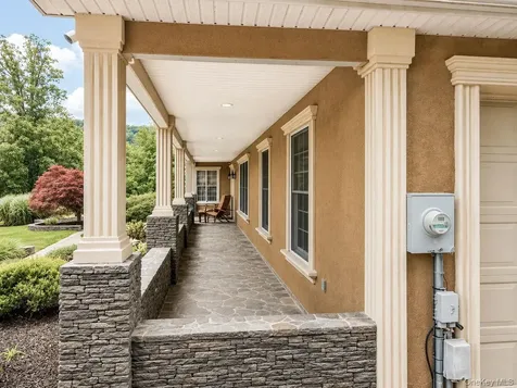 10 Sutherland Drive Highland Mills NY 10930