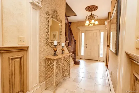10 Sutherland Drive Highland Mills NY 10930