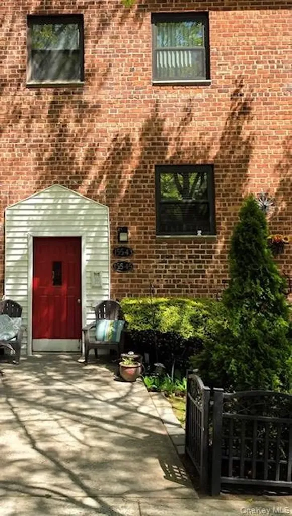 155-45 81st Street Howard Beach NY 11414