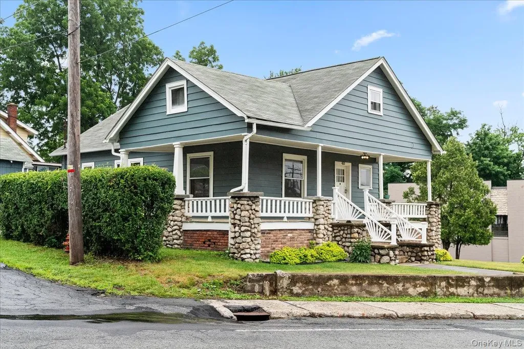 453 Route 17m Middletown NY 10940