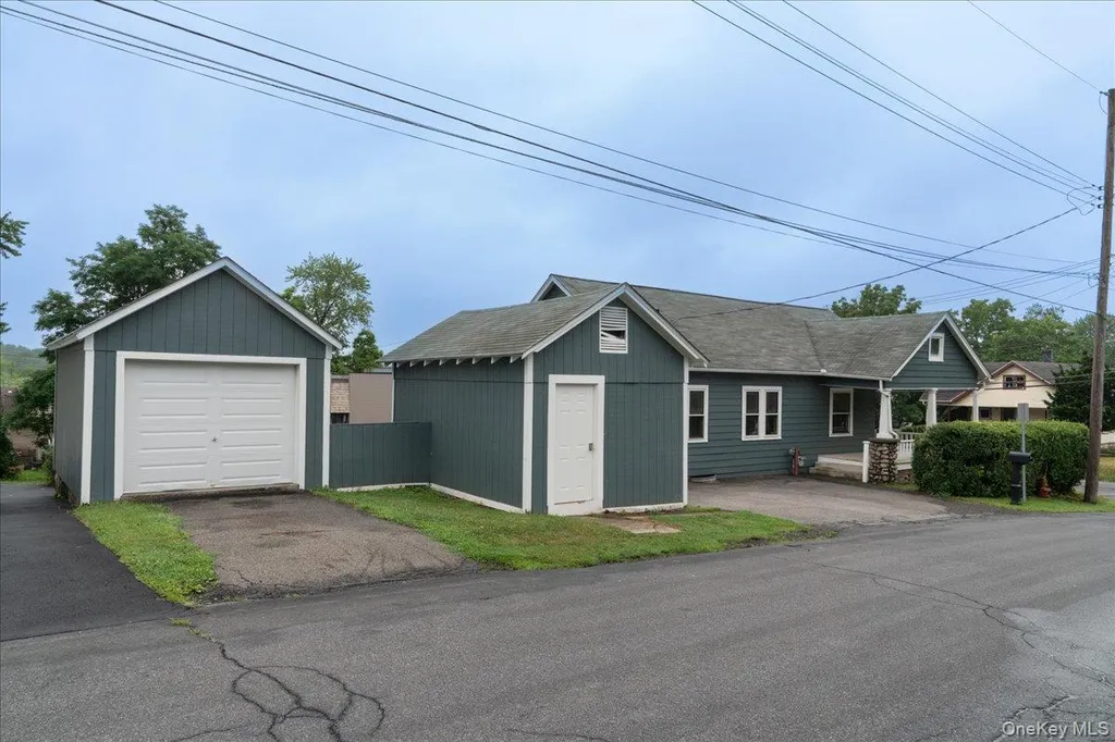 453 Route 17m Middletown NY 10940