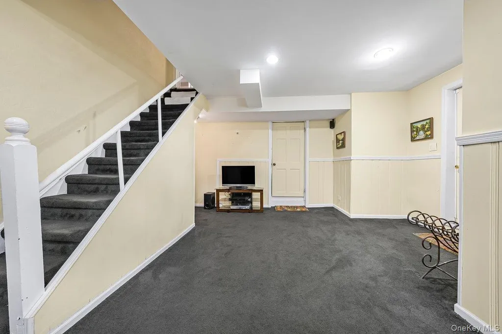 104 Lefferts Road Yonkers NY 10705
