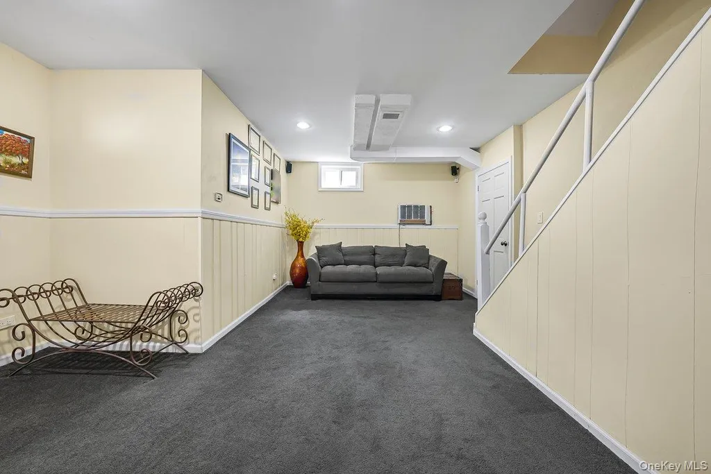 104 Lefferts Road Yonkers NY 10705