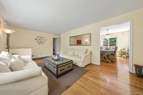104 Lefferts Road Yonkers NY 10705