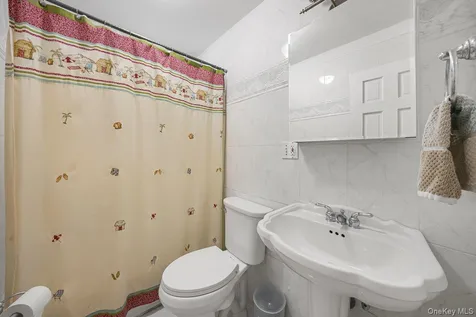 104 Lefferts Road Yonkers NY 10705