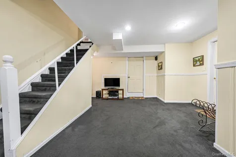 104 Lefferts Road Yonkers NY 10705