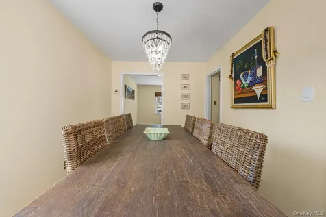 104 Lefferts Road Yonkers NY 10705