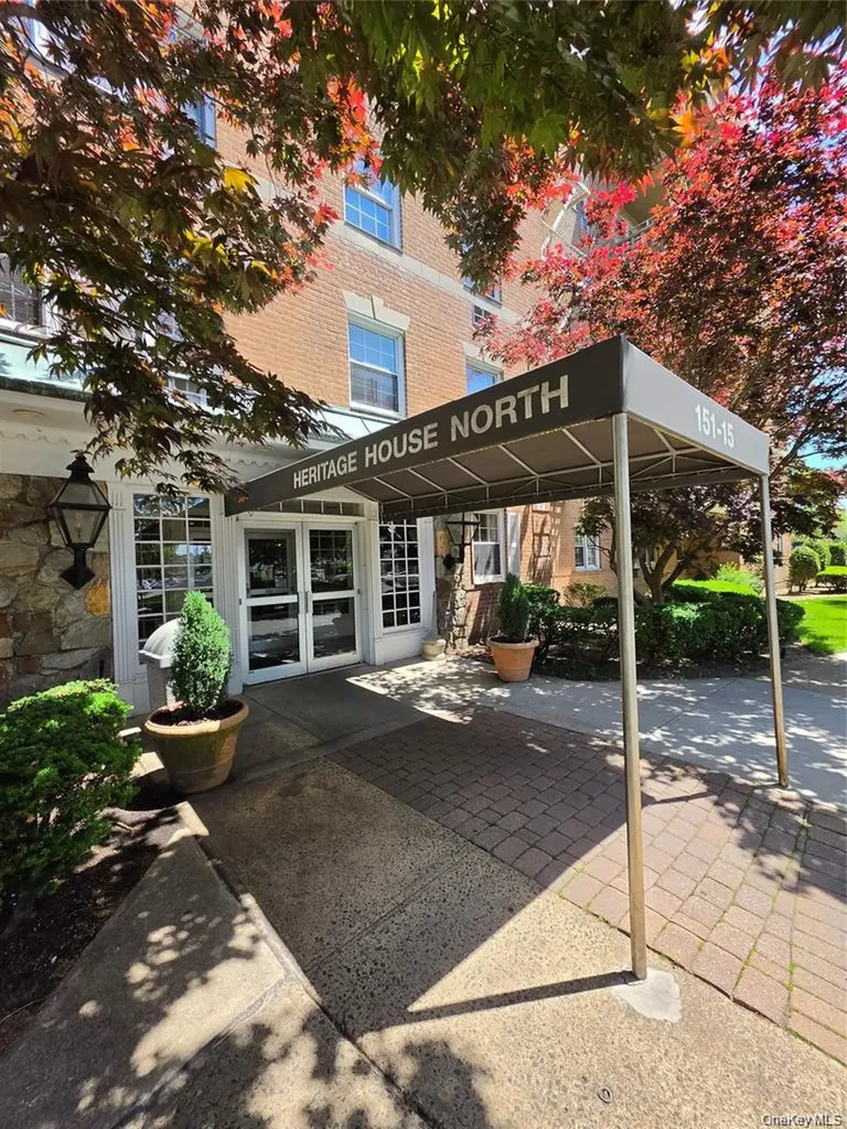 151-15 84th Street Howard Beach NY 11414