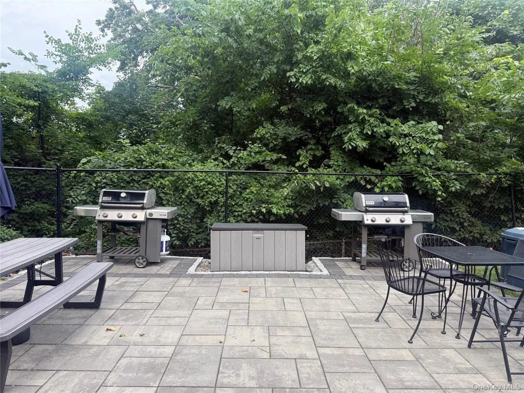 152 B N Broadway White Plains NY 10603