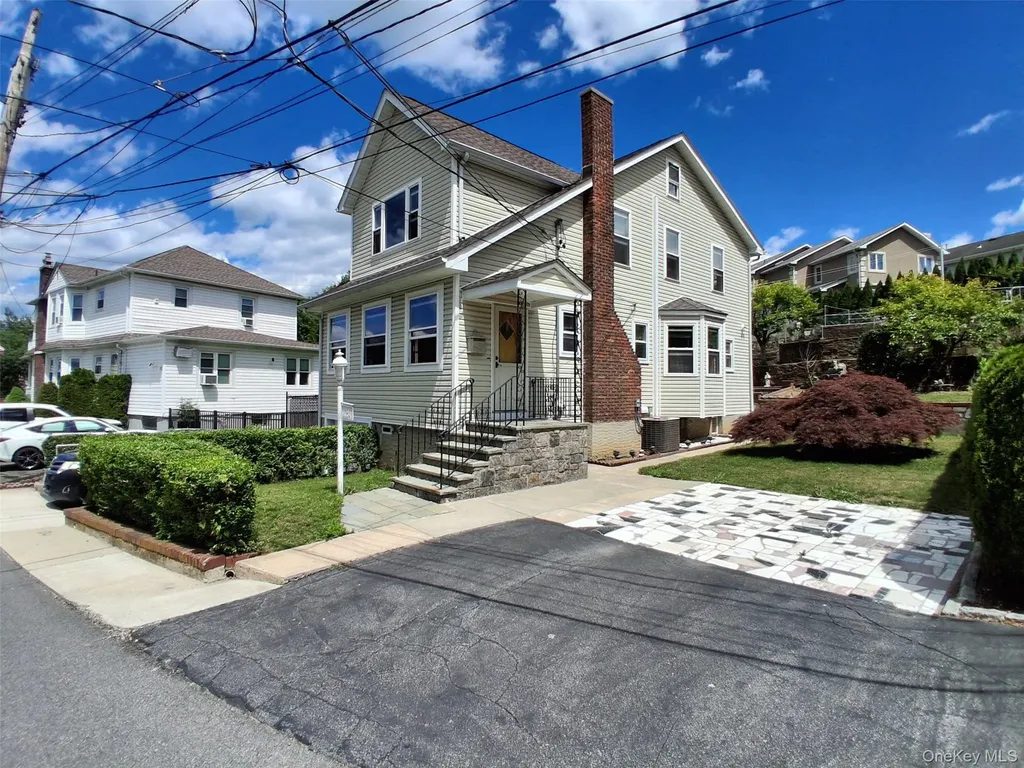 16 Richardson Place Eastchester NY 10709
