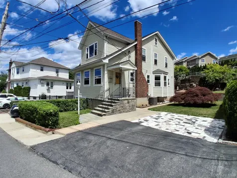 16 Richardson Place Eastchester NY 10709