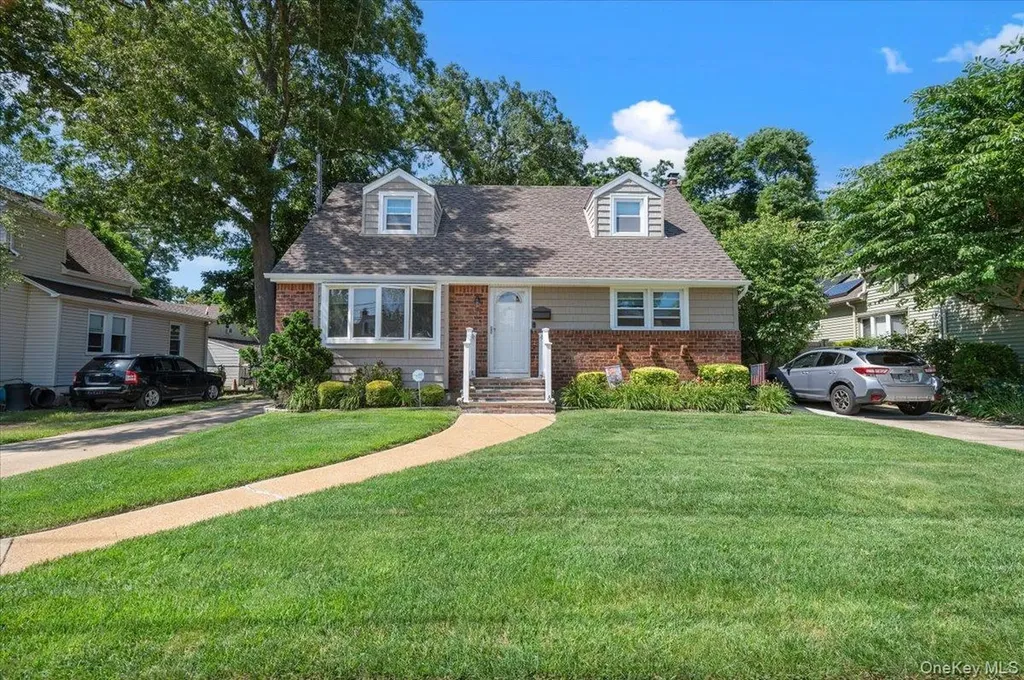 2565 Natta Boulevard Bellmore NY 11710