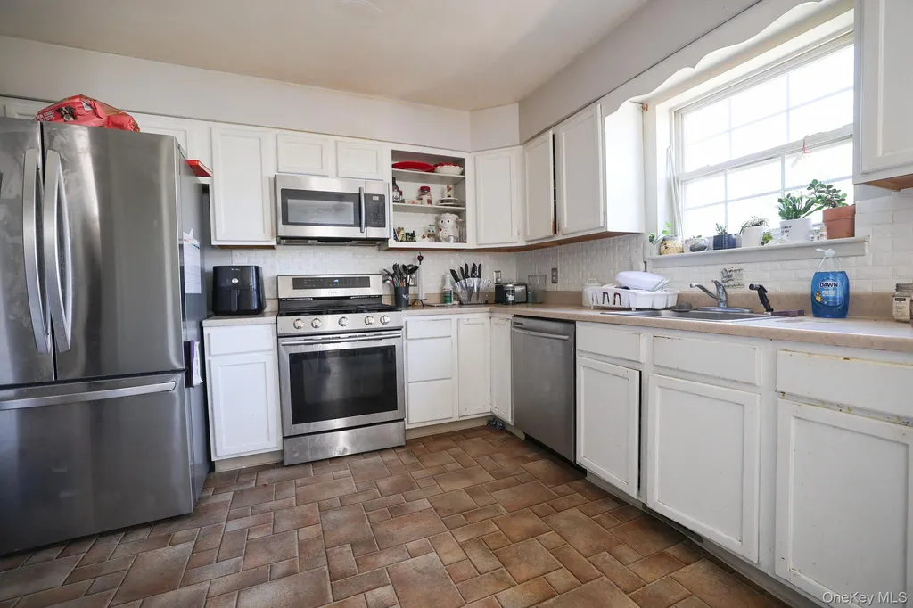 16 Mclaughlin Way Washingtonville NY 10992