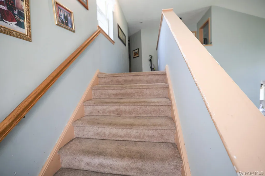 16 Mclaughlin Way Washingtonville NY 10992