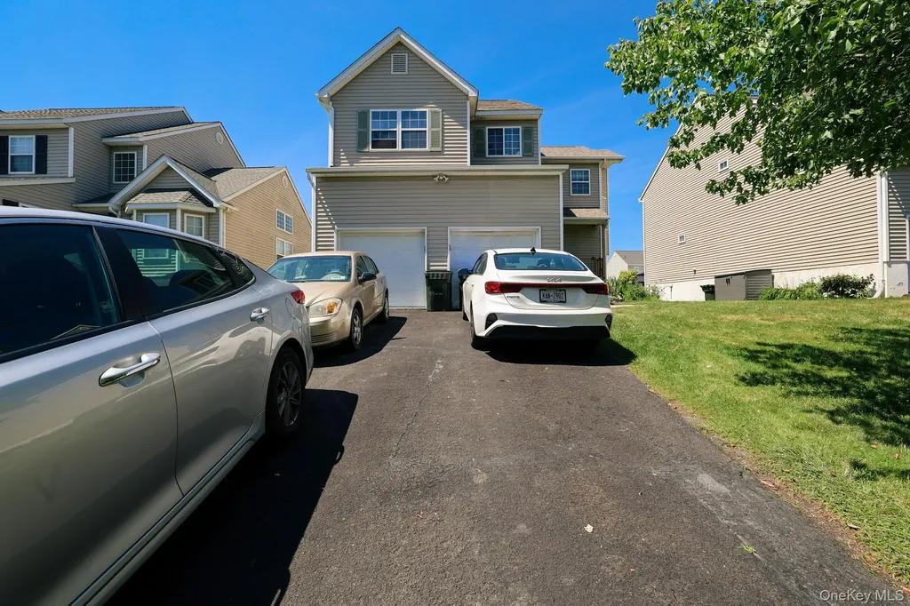 16 Mclaughlin Way Washingtonville NY 10992