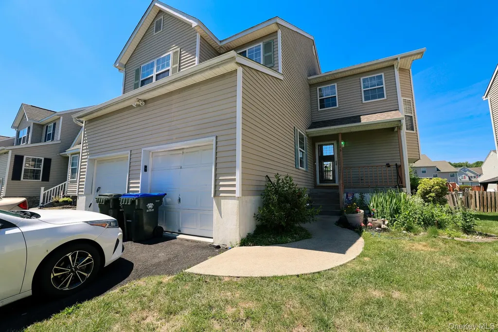 16 Mclaughlin Way Washingtonville NY 10992