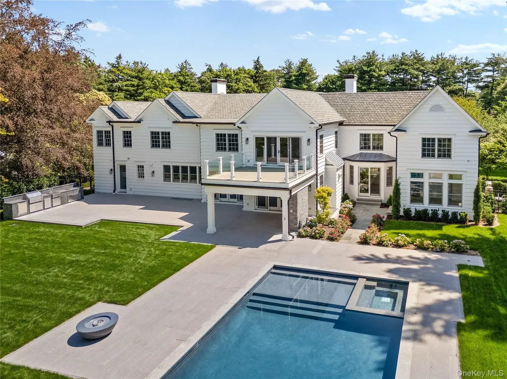 42 Mamaroneck Road Scarsdale NY 10583