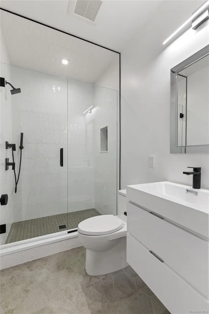 42 Mamaroneck Road Scarsdale NY 10583