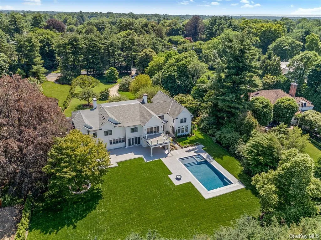 42 Mamaroneck Road Scarsdale NY 10583