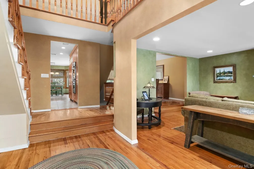 3125 Enos Street Bellmore NY 11710