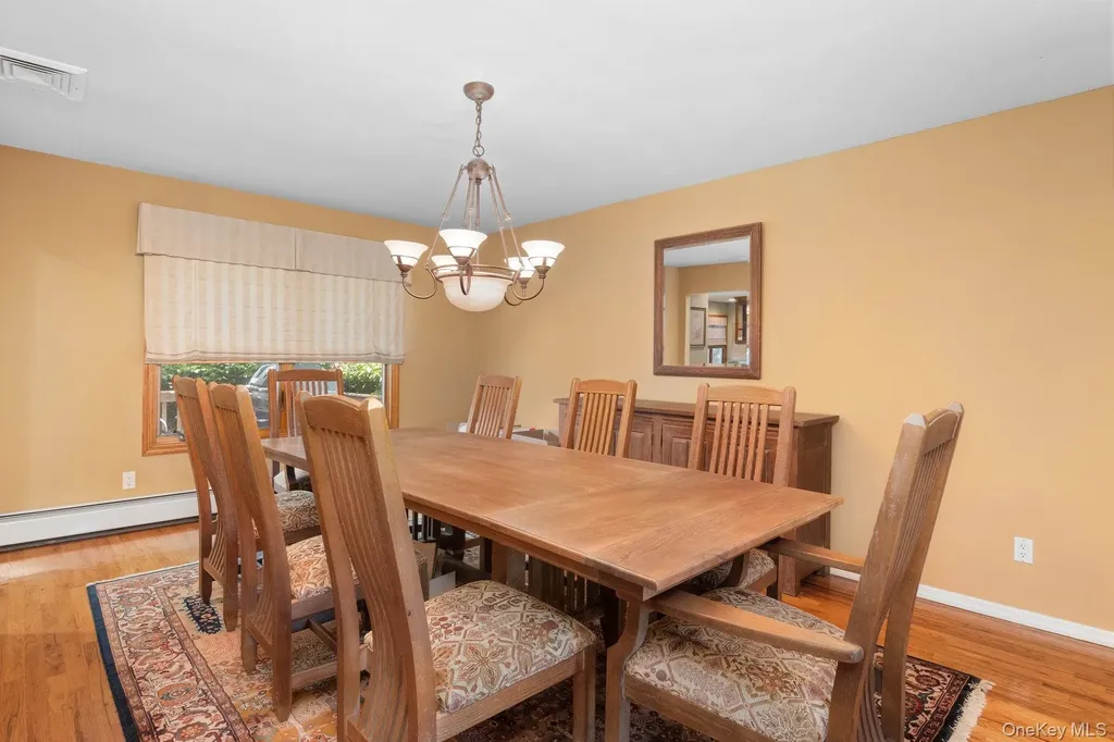 3125 Enos Street Bellmore NY 11710