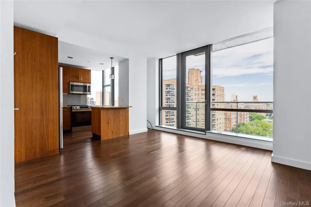 10820 71st Avenue Forest Hills NY 11375