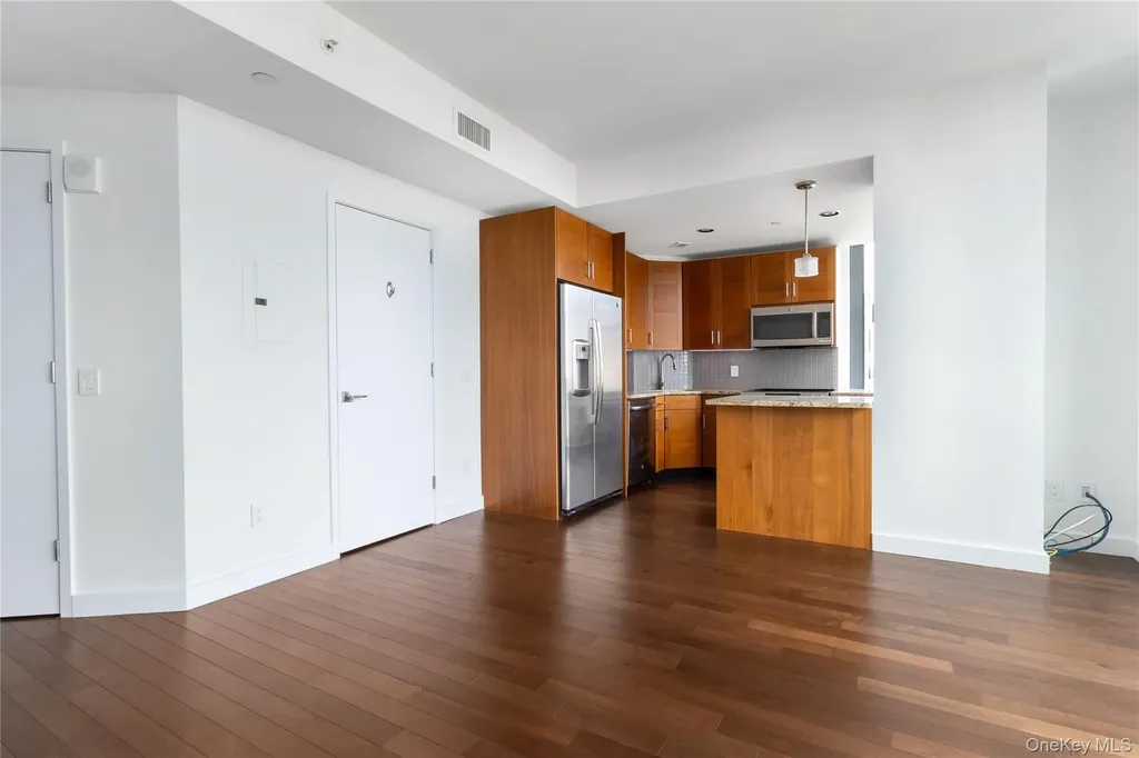 10820 71st Avenue Forest Hills NY 11375