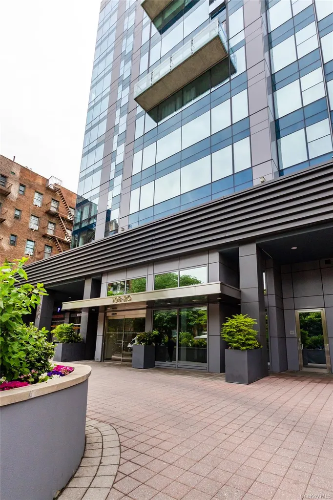 10820 71st Avenue Forest Hills NY 11375