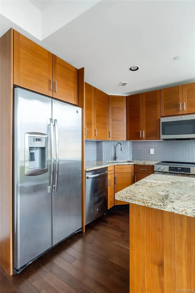 10820 71st Avenue Forest Hills NY 11375