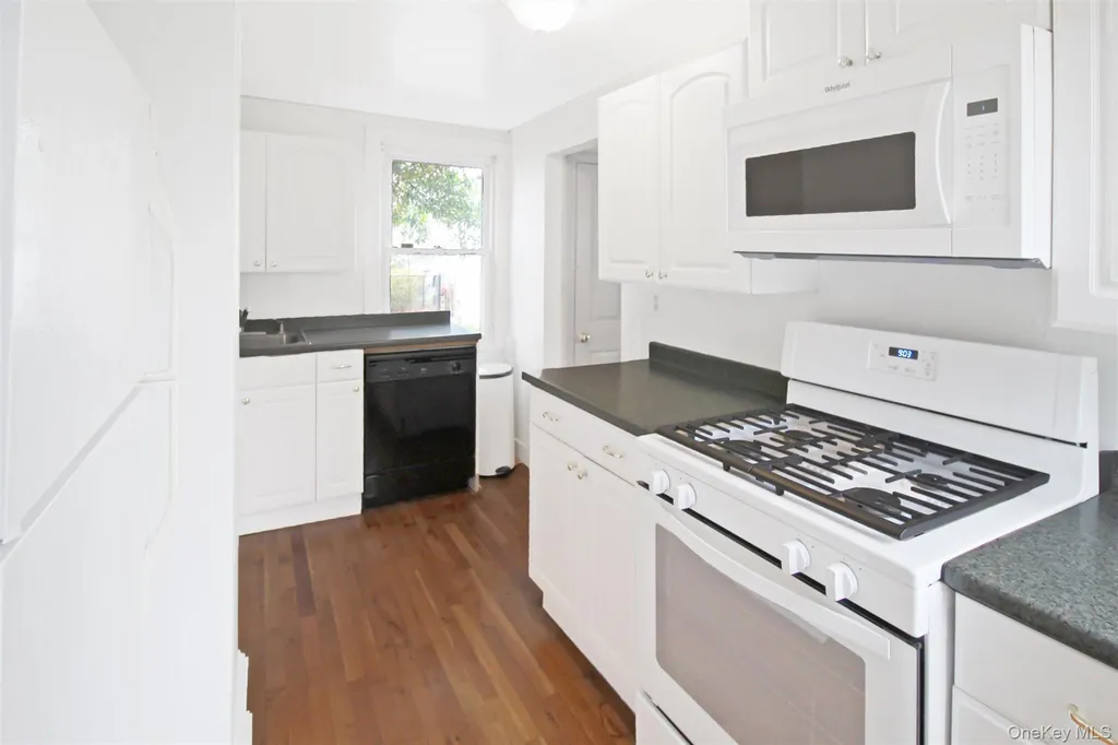 2930 Gomer Street Yorktown Heights NY 10598
