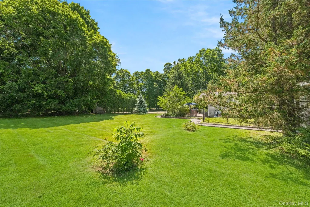 2930 Gomer Street Yorktown Heights NY 10598