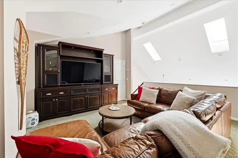 29 Winterberry Lane Briarcliff Manor NY 10510