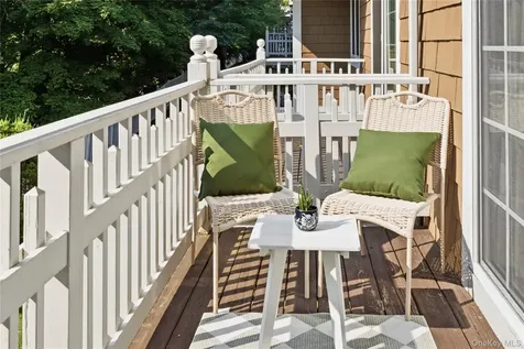 29 Winterberry Lane Briarcliff Manor NY 10510
