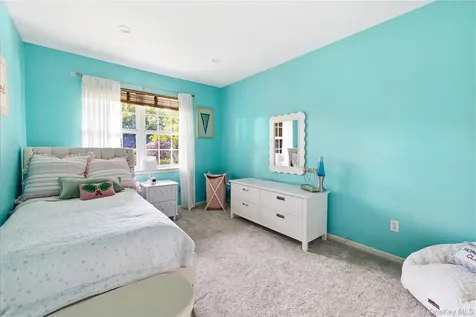 29 Winterberry Lane Briarcliff Manor NY 10510