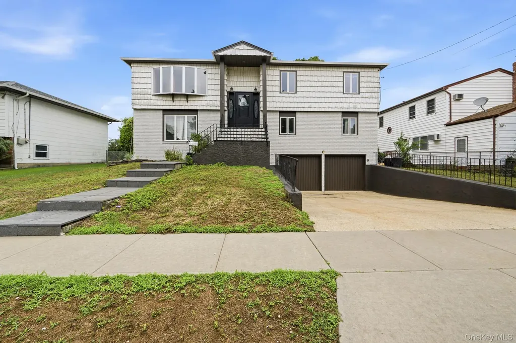 23 3rd Avenue Farmingdale NY 11735