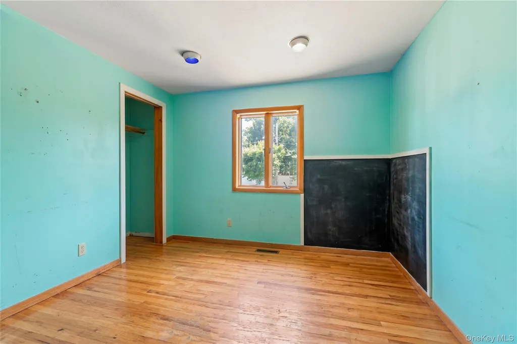 23 3rd Avenue Farmingdale NY 11735