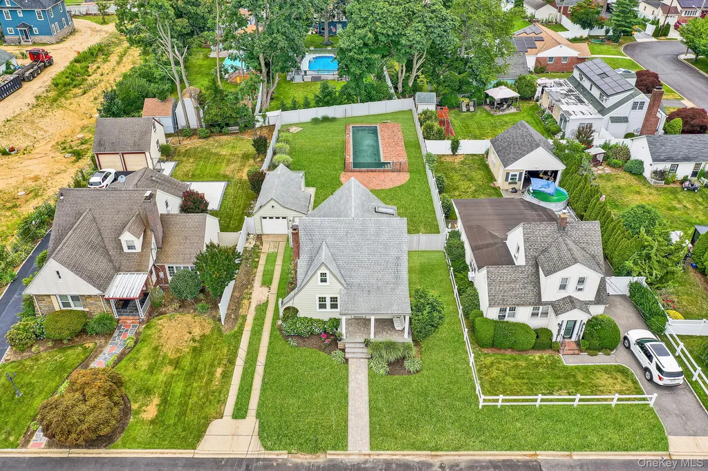 475 Ashland Avenue North Baldwin NY 11510