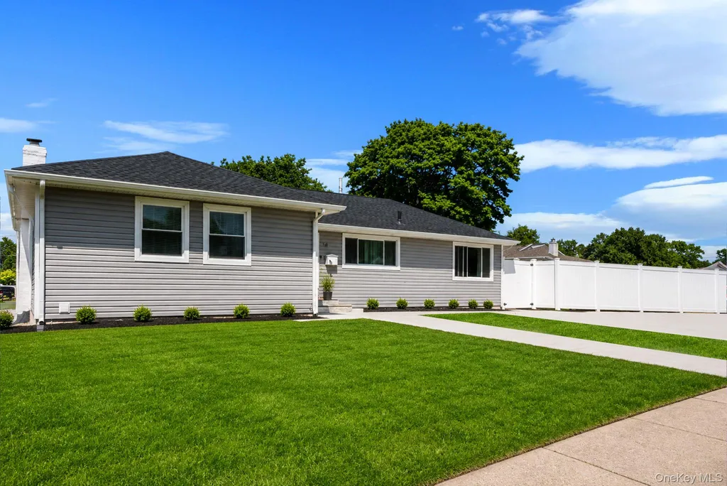 28 High Street Farmingdale NY 11735