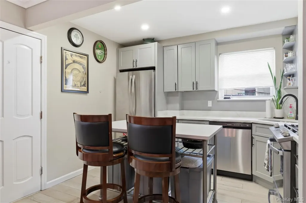 2511 44th Street Astoria NY 11103